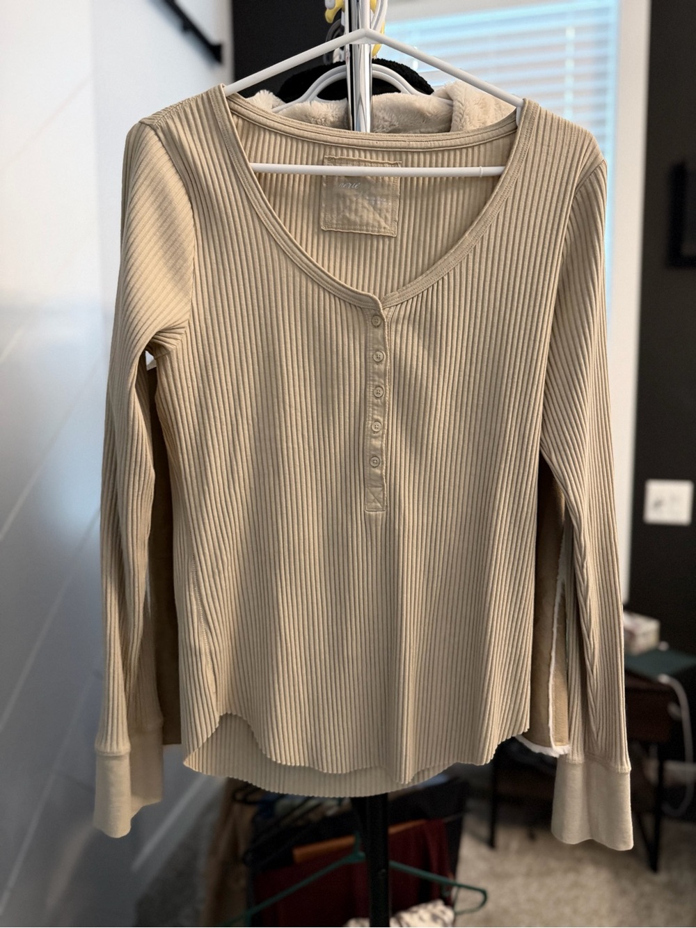 Aerie | Ribbed Henley Long-Sleeve Top Beige | Large